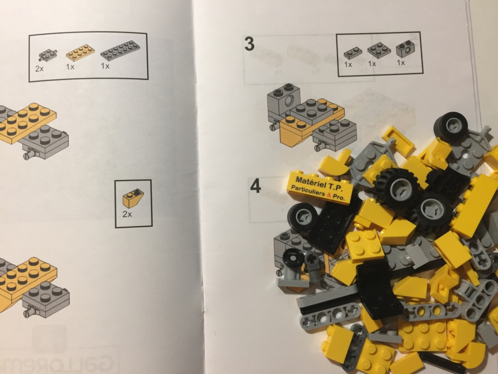 Building instructions and Lego® bricks of the small fork lift truck